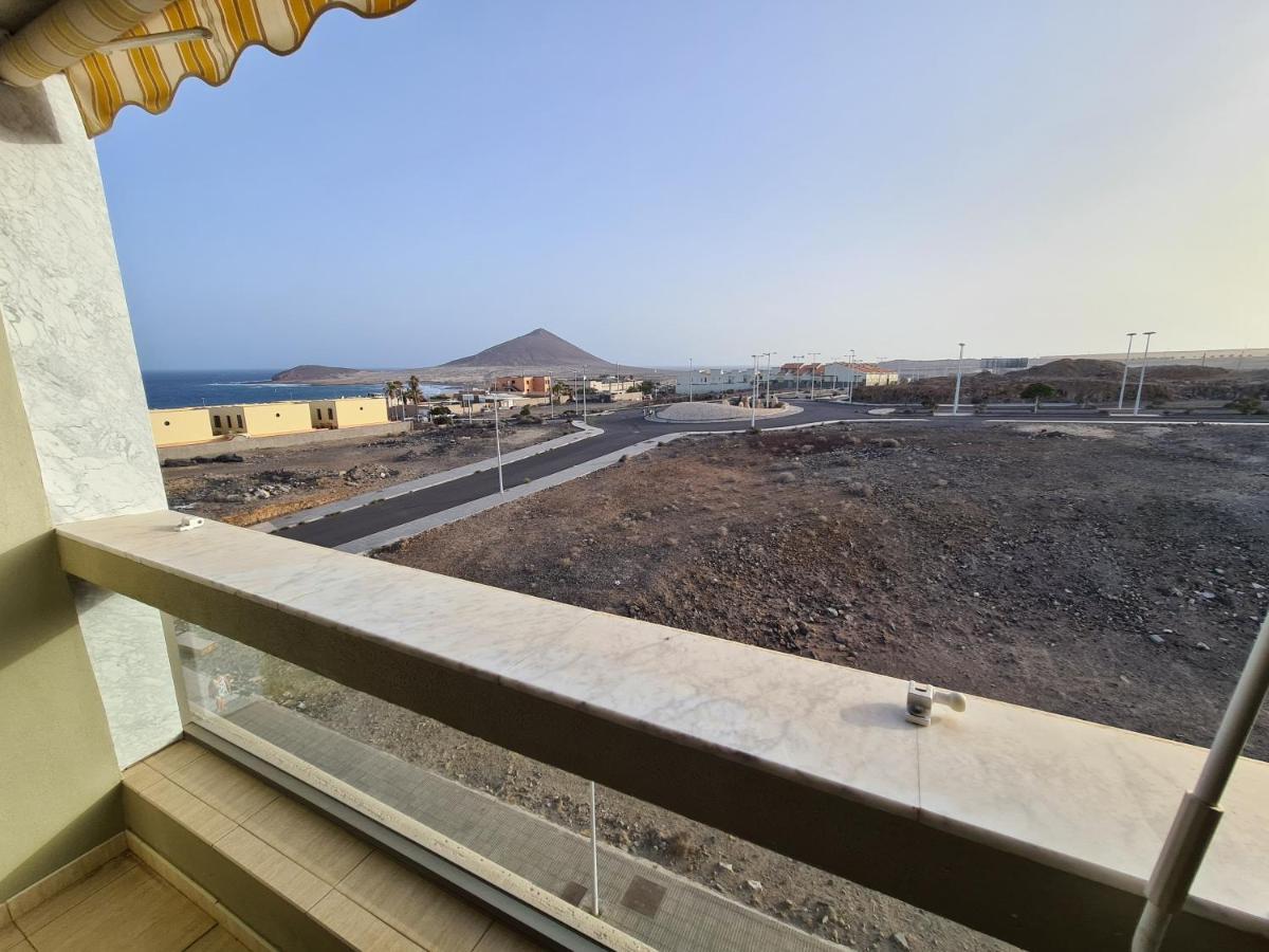 Apartment Barraquito, Balcony With Sea View, Close To The Beach, Wifi, Ideal For Surfers El Medano  Exterior photo